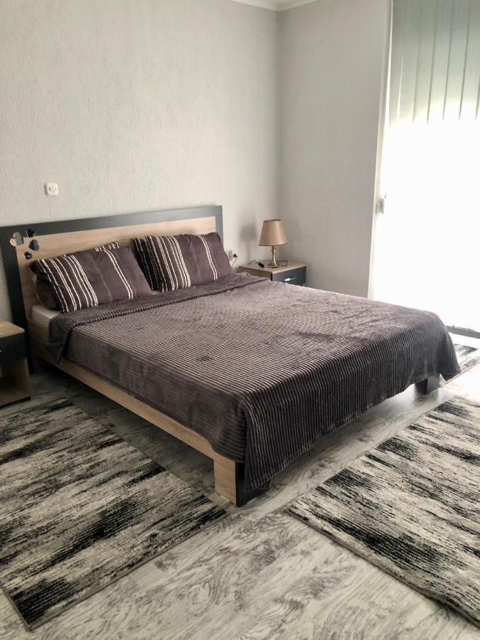 Centre Apartment بريليب المظهر الخارجي الصورة